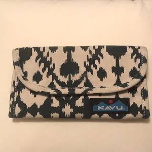 KAVU Blue Blot Big Spender Wallet!